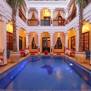 Riad Africa ****