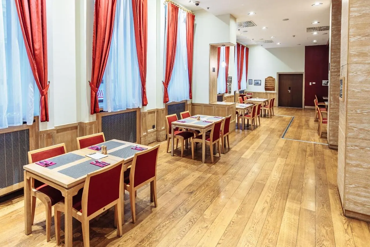 Radisson Blu Hotel, Kyiv City Centre Hotel