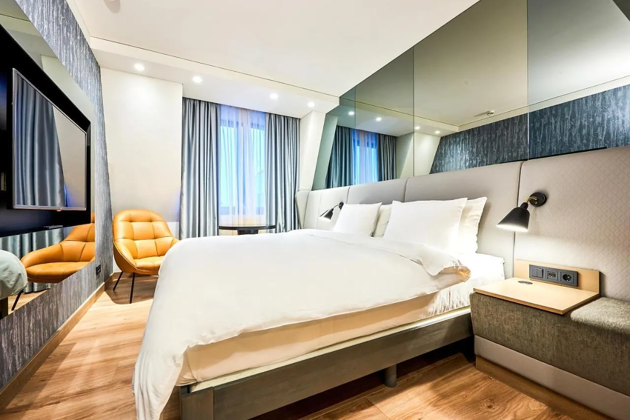 Radisson Blu Hotel, Kyiv City Centre 4*,  Ukrajna